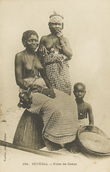 (AFRICA.) PHOTOGRAPHY. Group of one hundred and eighty-eight black and white postcards of African women from photographs by Edmond Fort